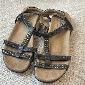 Taos Footwear Black Studded Sandals